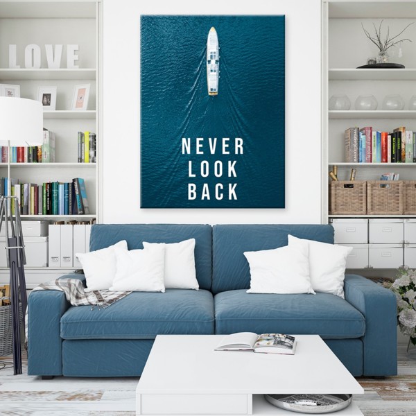 

Картина на холсте Мотивация Never Look Back 75х100 см.