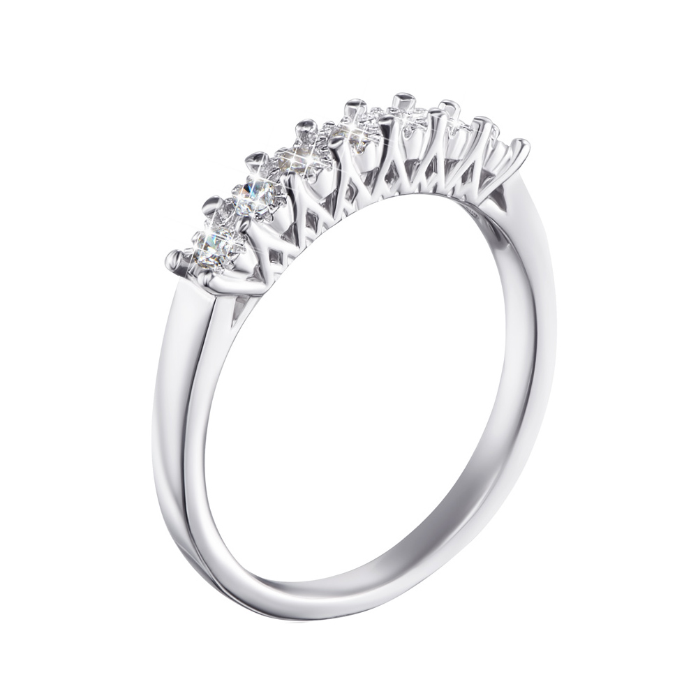 

Серебряное кольцо с фианитами 000129443 17 размера