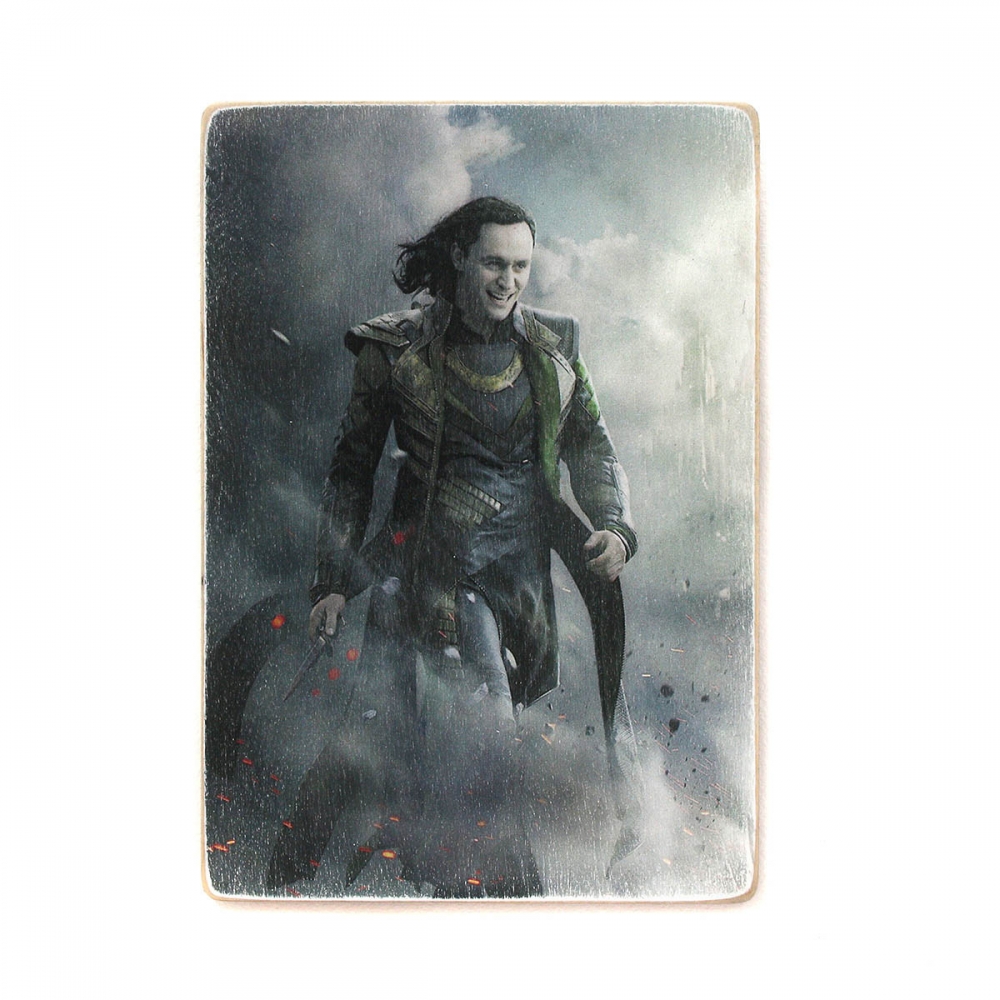 

Деревянный постер Супергерои Loki. Локи шагает А2