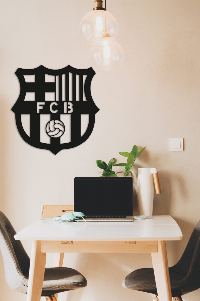 

Деревянная картина - панно Эмблемы Футбольных Клубов Barcelona 70х70 см