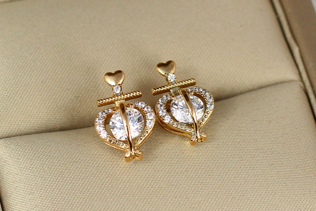 

Серьги гвоздики Xuping Jewelry двойное сердце 1.5 см золотистые