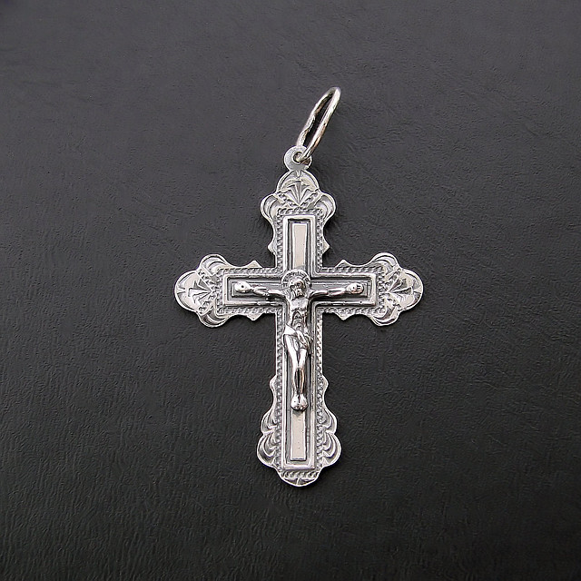 

Серебряный нательный крест №23 925 проба