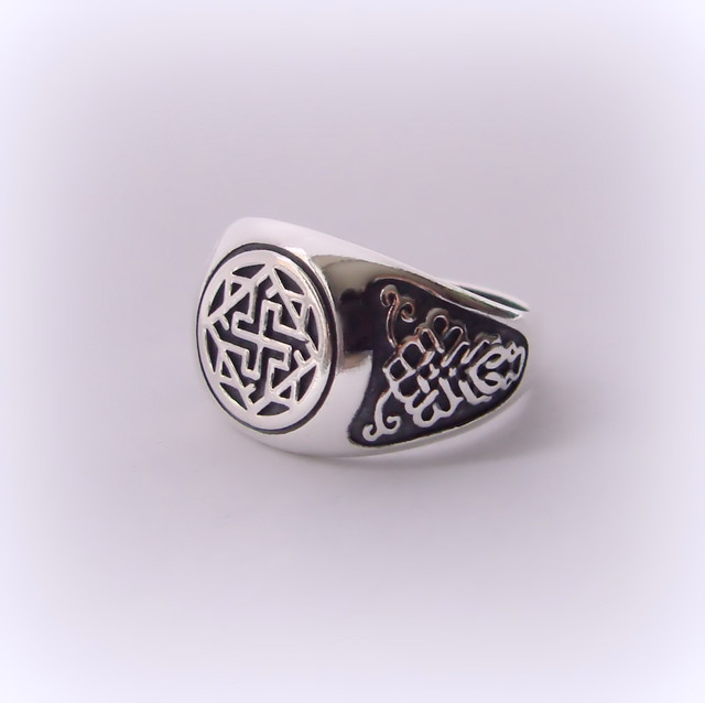 

Серебряный Перстень-оберег Валькирия р 21,5 925 проба