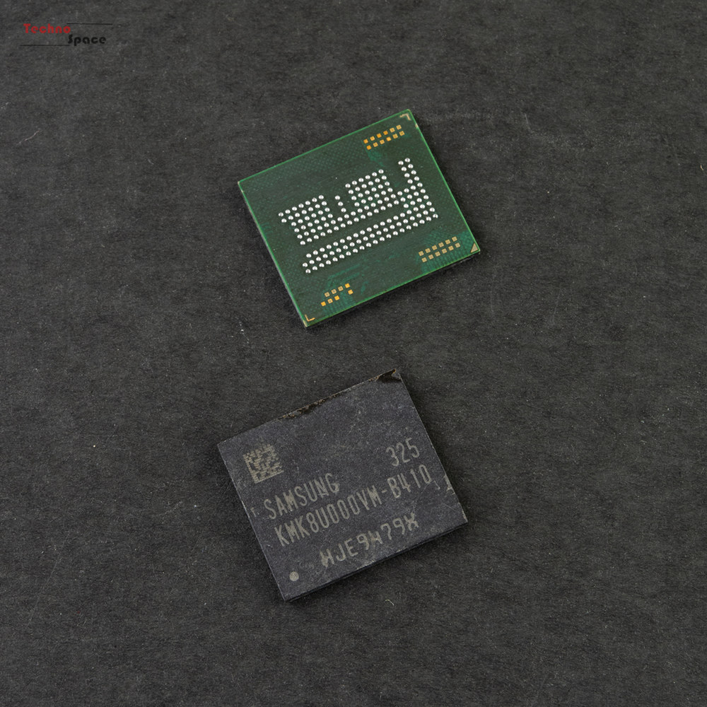 

Микросхема Flash памяти Samsung KMK8U000VM-B410, 1/16GB, BGA 162, Rev. 1.5 (MMC 4.41) для Lenovo IdeaTab A7600 Original (PRC)