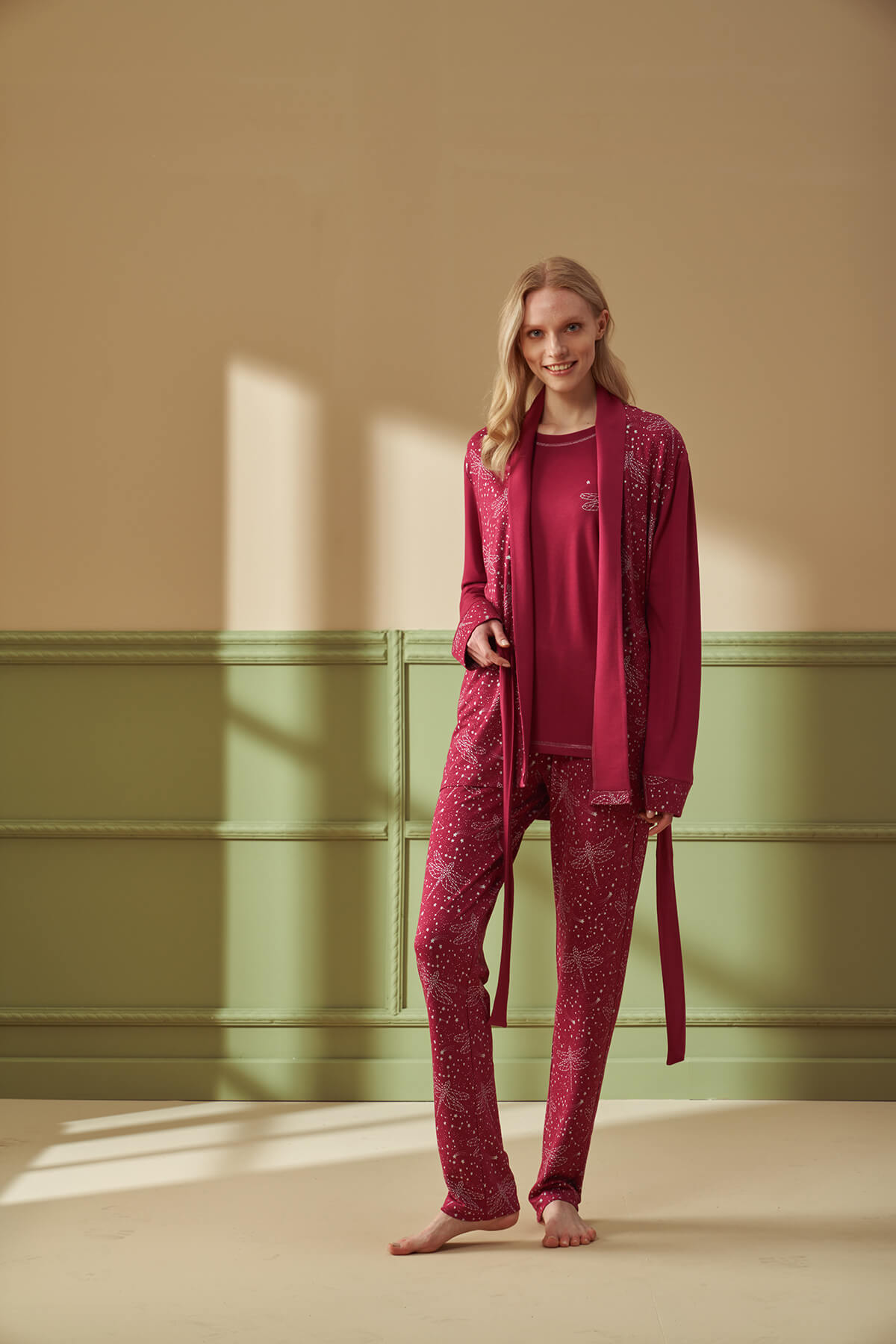 

Жіночий піжамний комплект 3 предмети з малюнком Feyza 4226 червоний, Жіночий піжамний комплект 3 предмети з малюнком Feyza 4226 червоний M