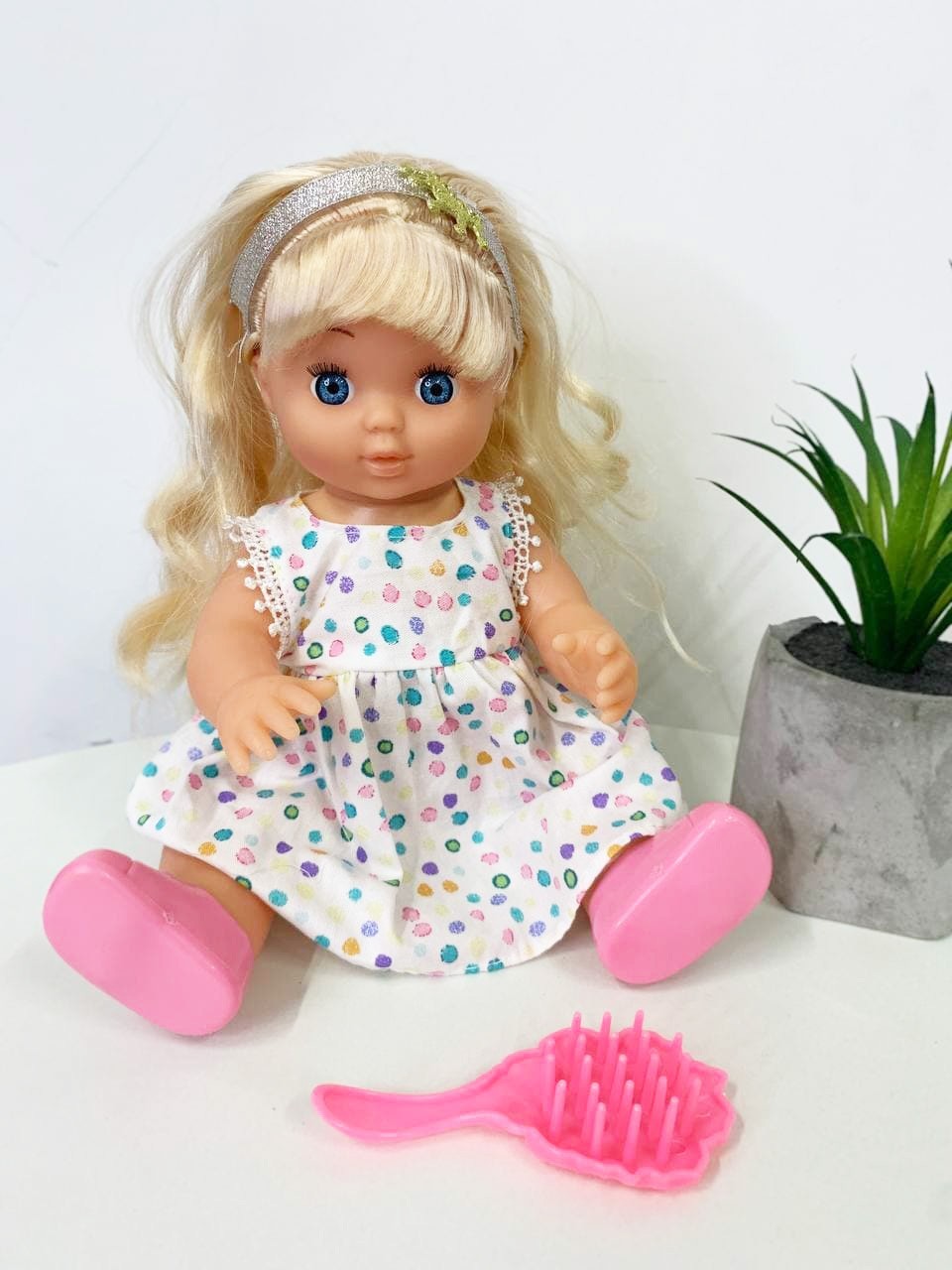 

Кукла Оксаночка, укр., в белом платье