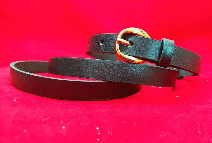 

Ремень кожаный женский платяной, брючный узкий 1.5 см Skipper Коричневый 120 см