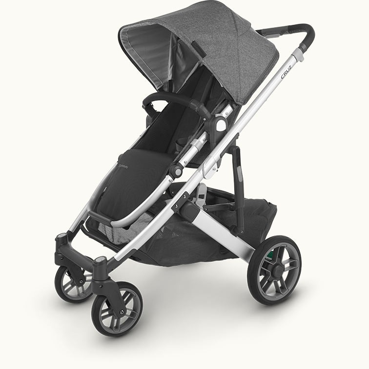 

Детская прогулочная коляска UPPAbaby CRUZ 2 JORDAN (графитово-серый меланж/серебристая рама/черная кожа), 810030090458