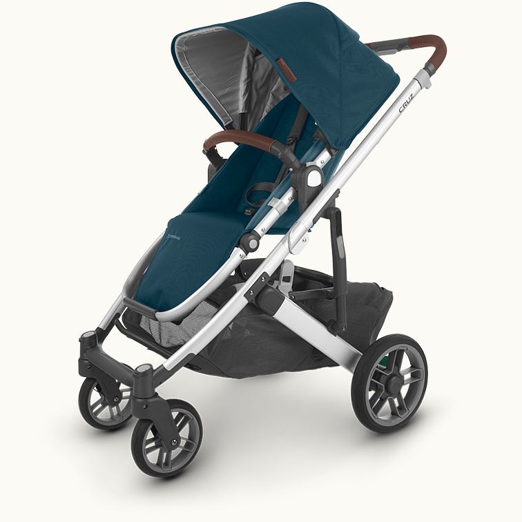 

Детская прогулочная коляска UPPAbaby CRUZ 2 FINN (лазурно-синий/серебристая рама/коричневая кожа), 810030090410