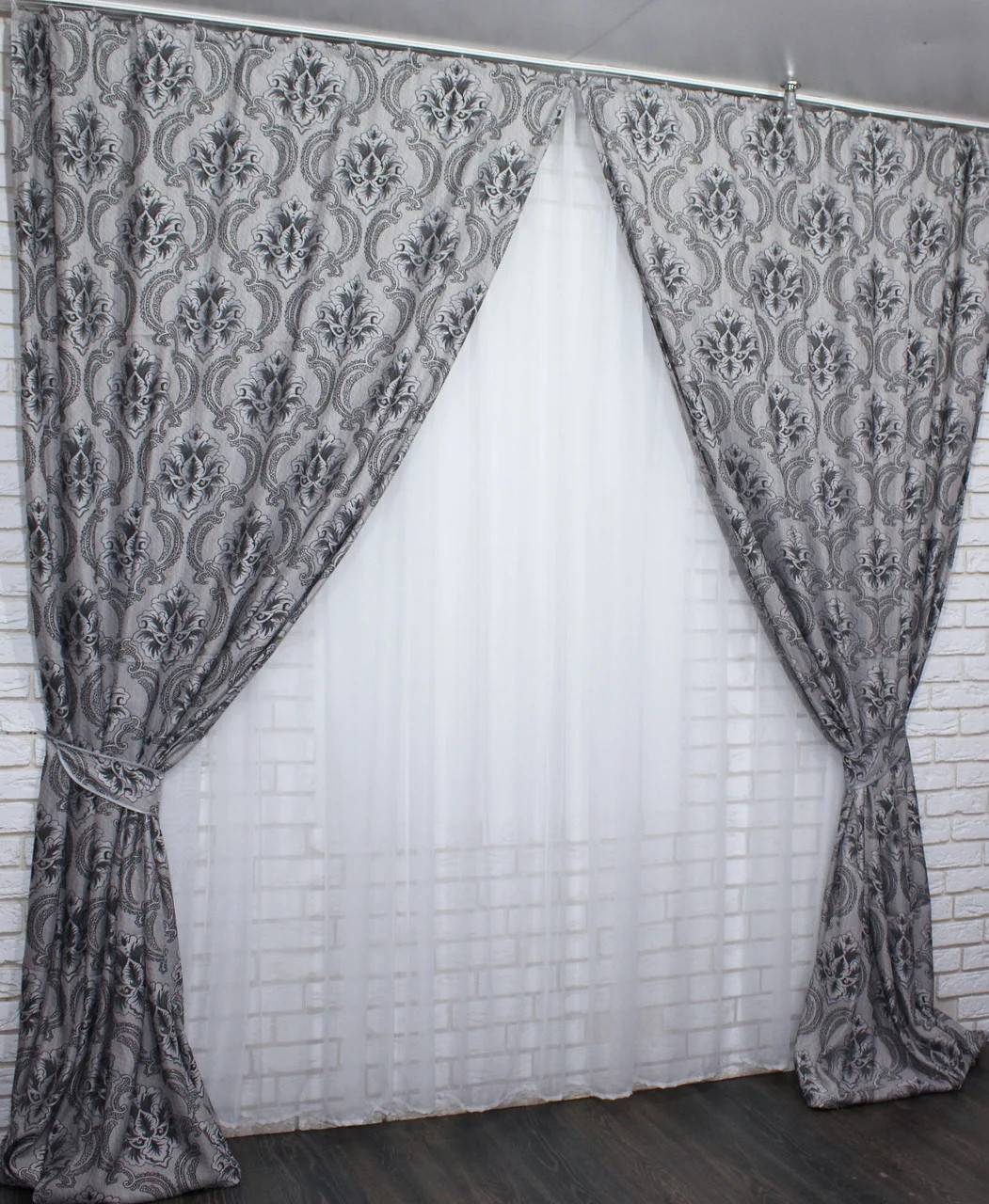 

Комплект штор Chtextil из ткани лён Ширина каждой шторы по 2.5м Серый