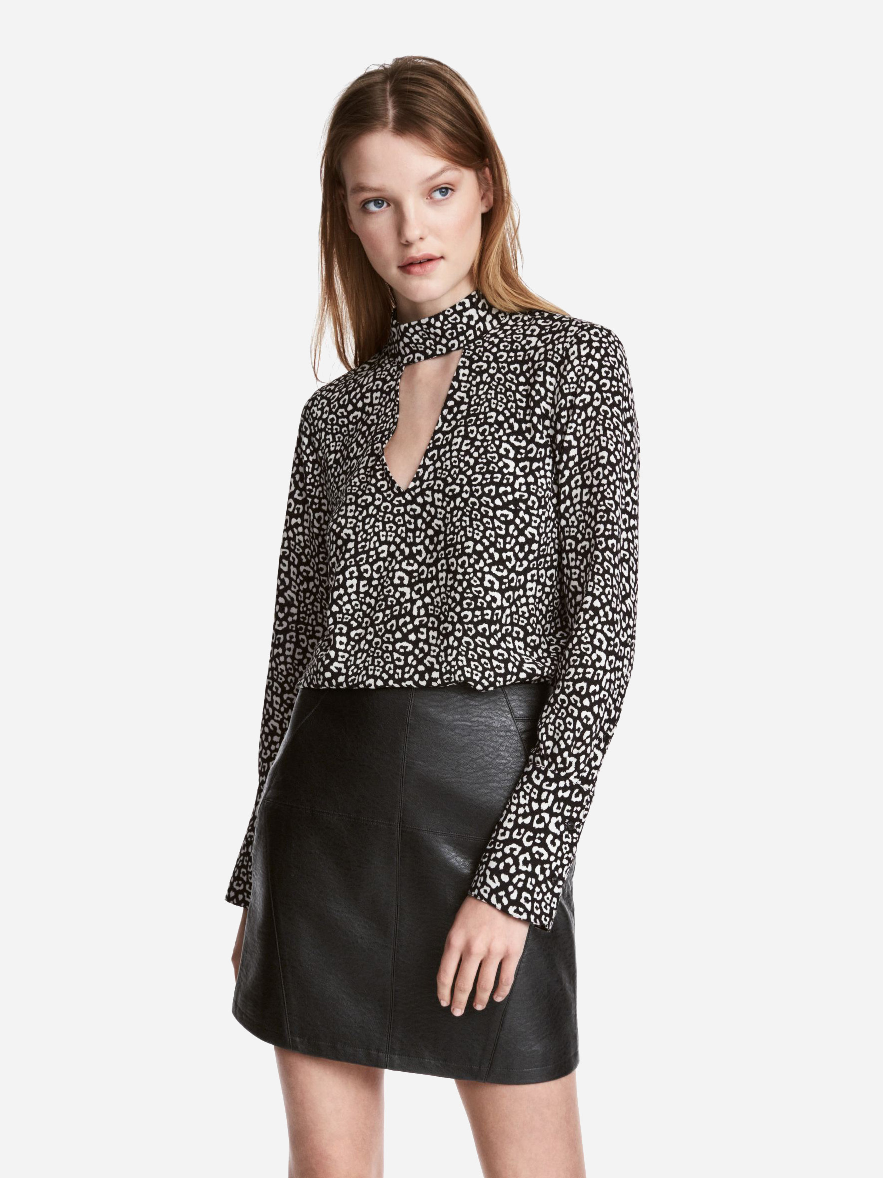 

Блузка H&M 03-0430483-015  Черная (СА2000001518298, Блузка H&M 03-0430483-015 34 Черная (СА2000001518298)