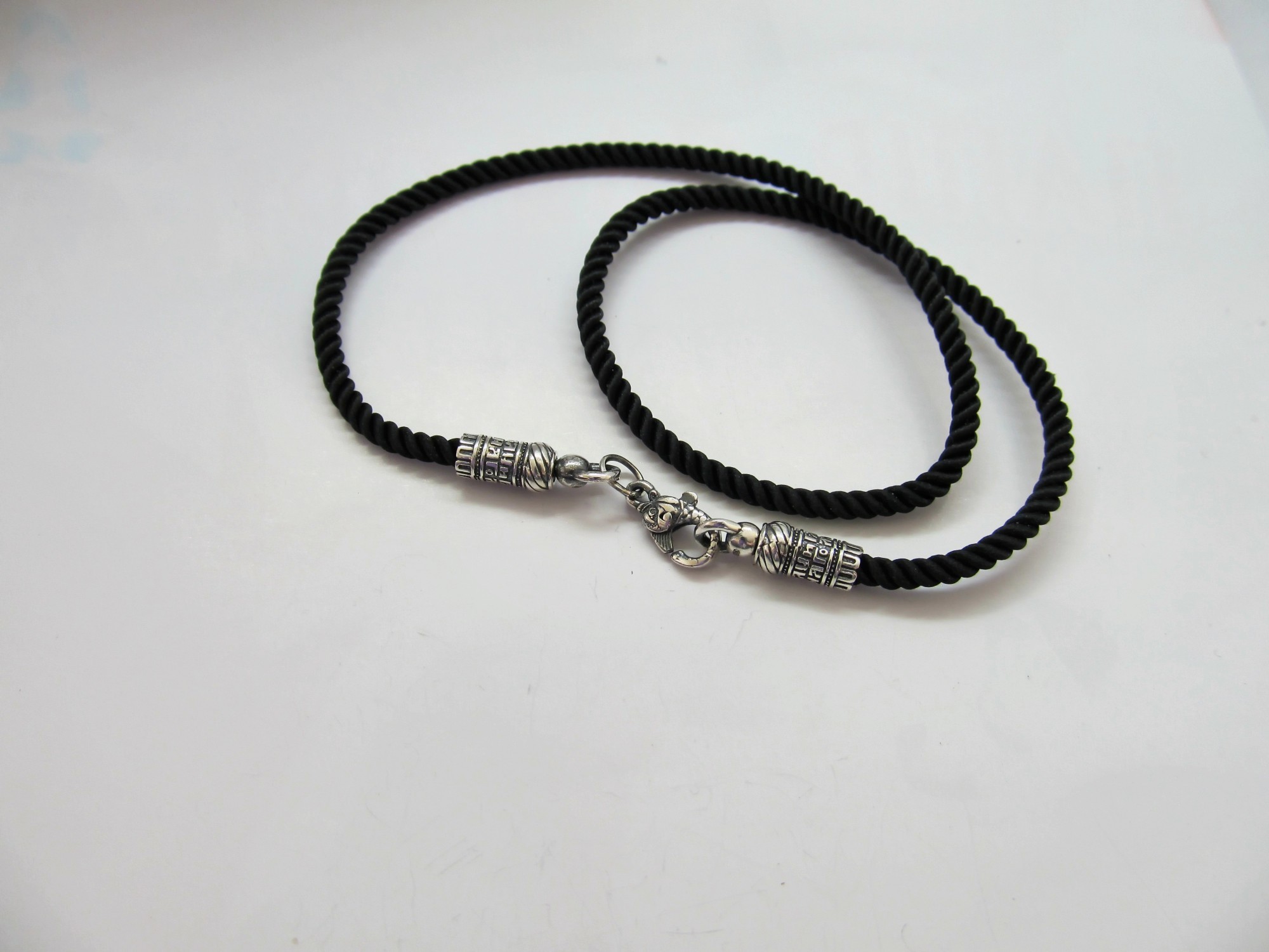 

Шнур шелковый с серебряным замком SilverArtisan 1.71132 50 размер