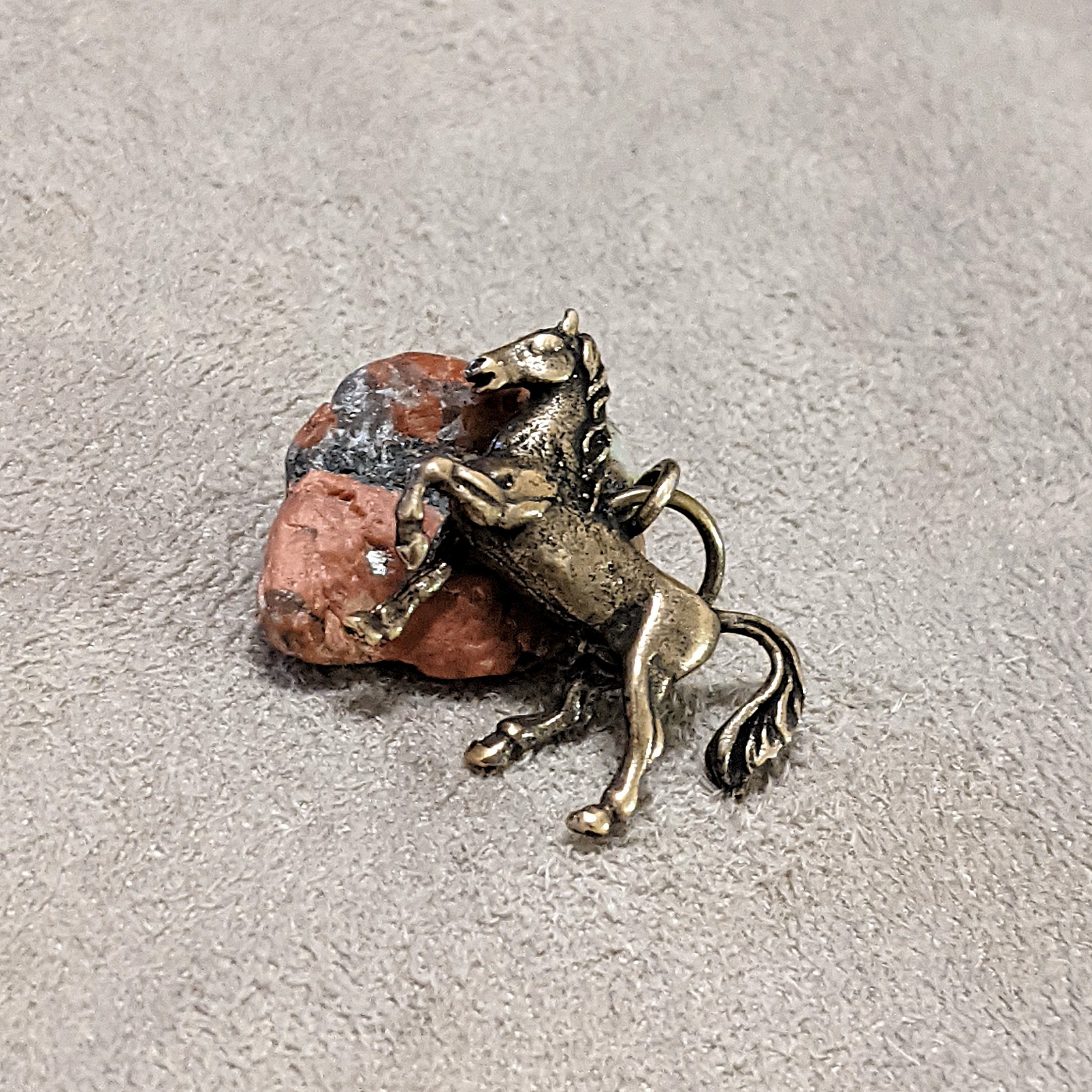 

Бронзовый кулон "Лошадь" ручная работа 1043А