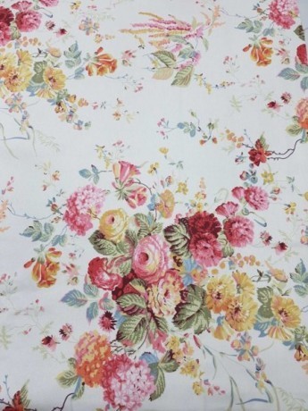 

Скатерть на овальный стол с тефлоновой пропиткой "Цветочная поляна" желтый 240*140