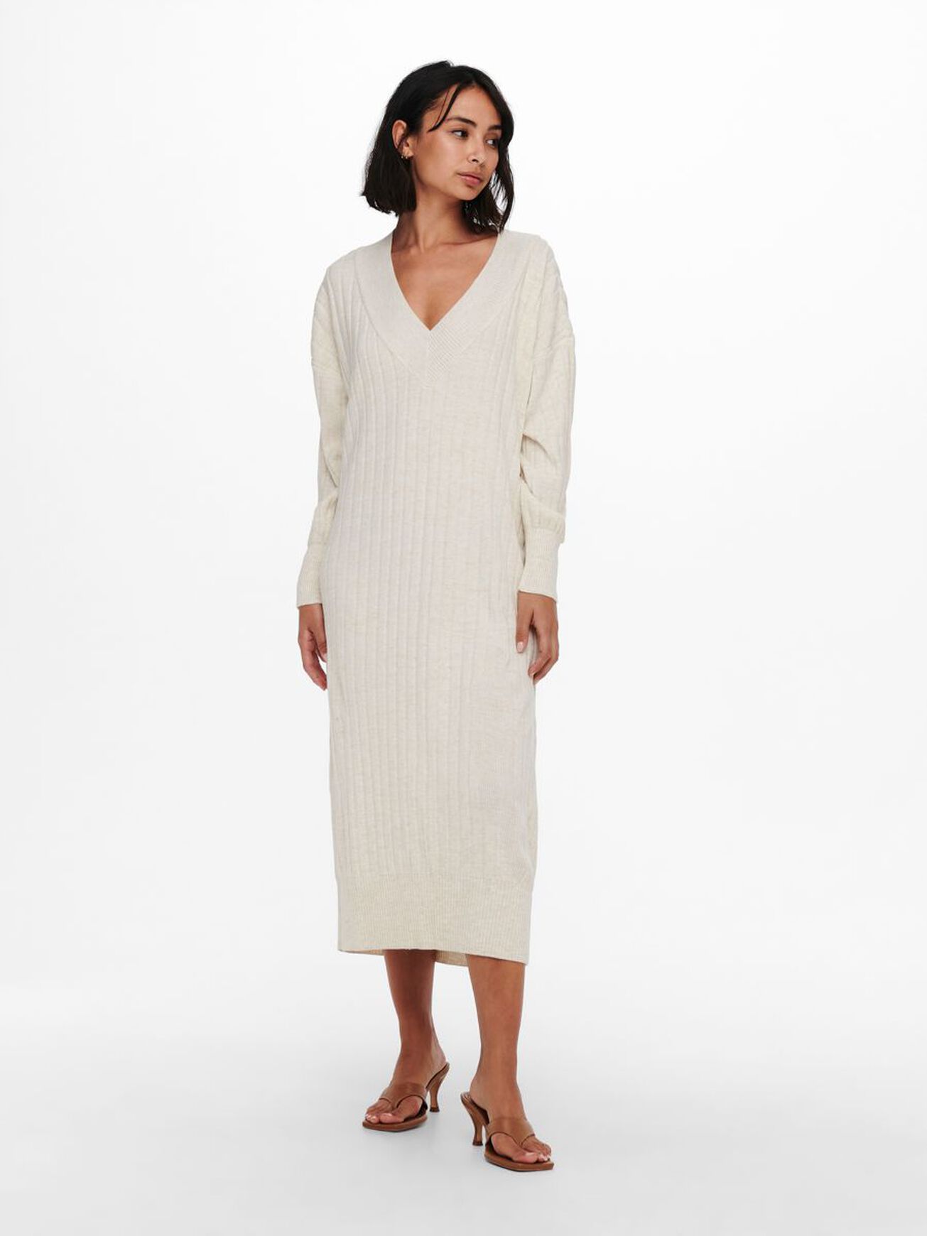 

Платье ONLY NEW TESSA MIDI V DRESS 15236372 Pumice Stone  бежевый, Платье ONLY NEW TESSA MIDI V DRESS 15236372 Pumice Stone S бежевый