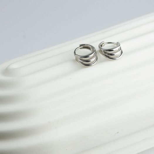 

Серебряные серьги Уровень UMAX 20525