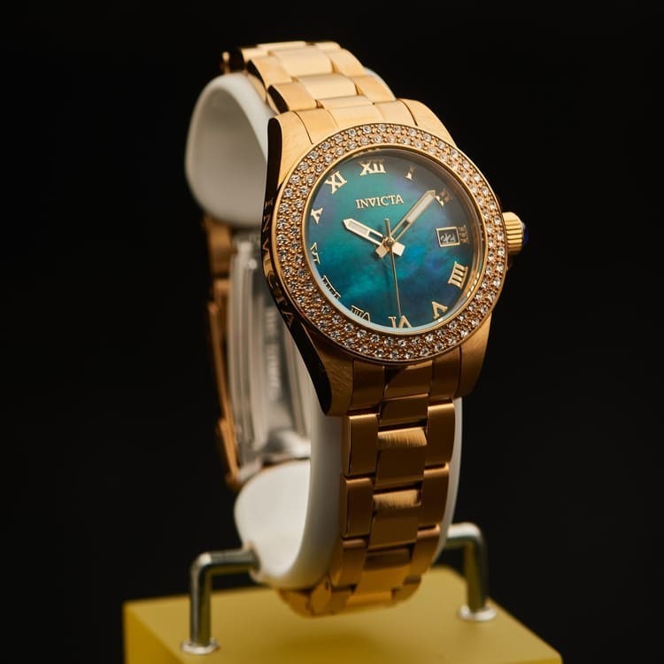 

Американские женские часы Invicta Angel 36072