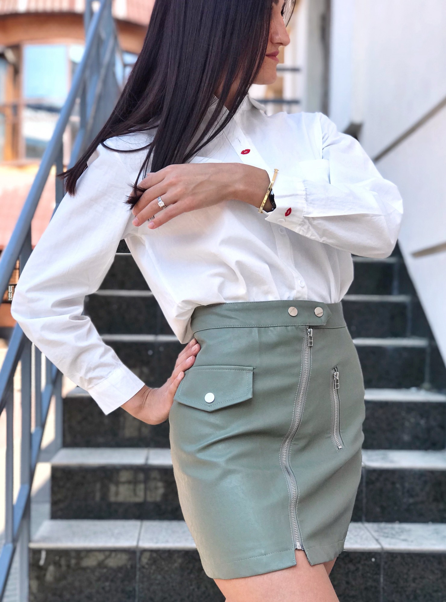 

Юбка IU7 Out эко кожа светло оливковый, Юбка IU7 Out эко кожа светло оливковый L