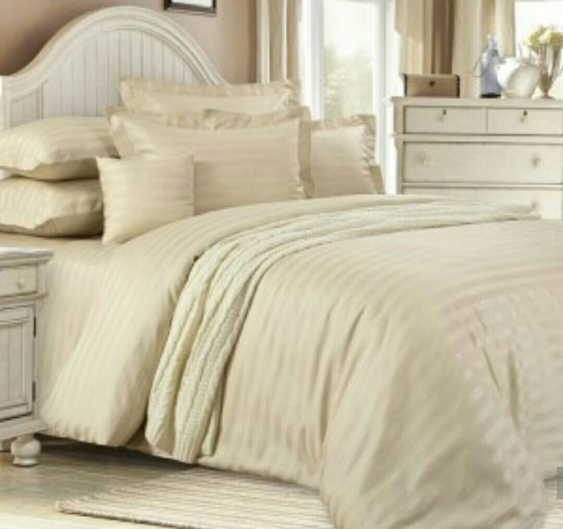 

Комплект постельного белья Jolie maison LUX Сатин-страйп 1.5 спальный из 7 предметов Кремовый