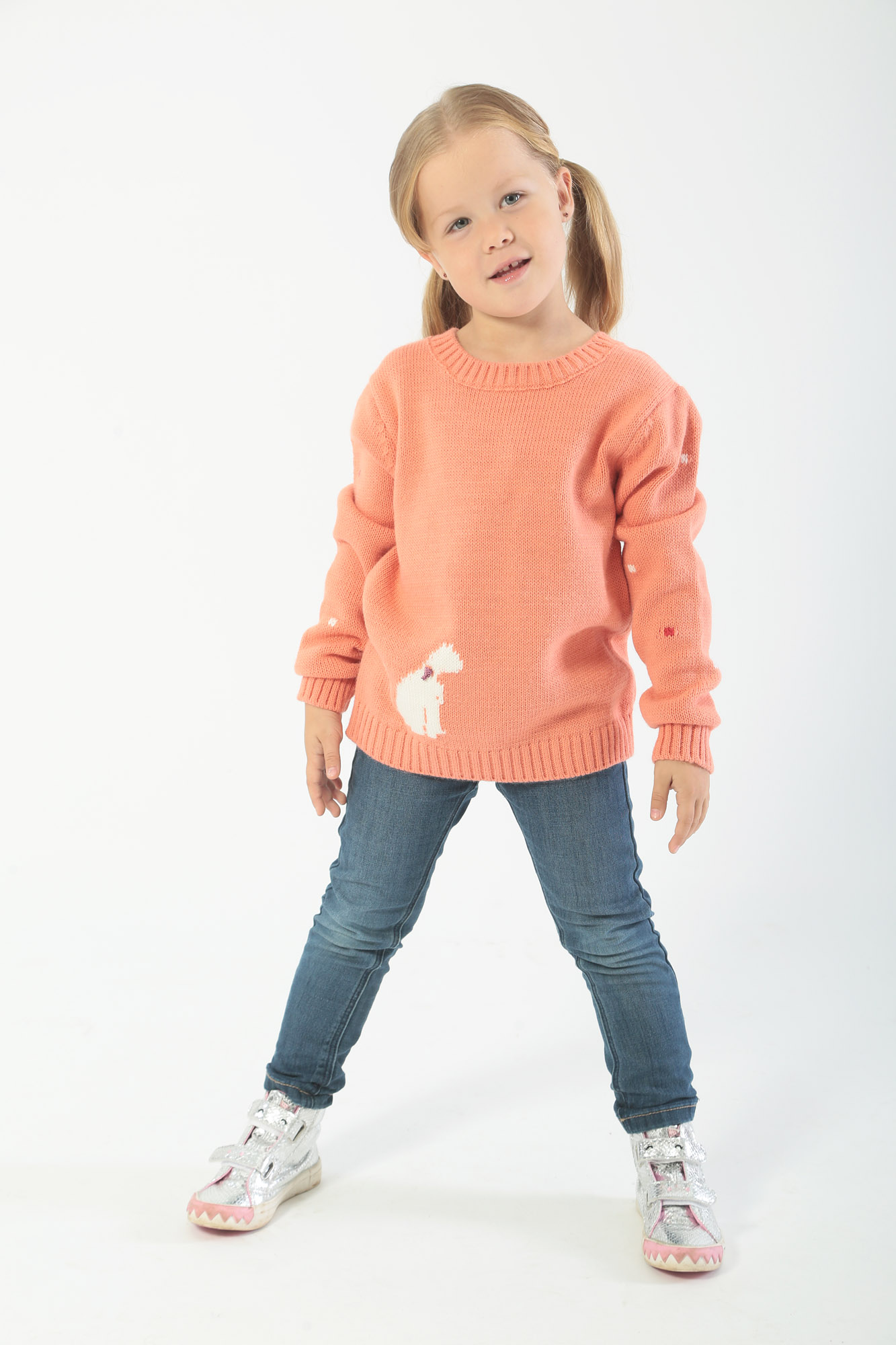 

Свитер для девочек Baby First с кошкой персиковый 110