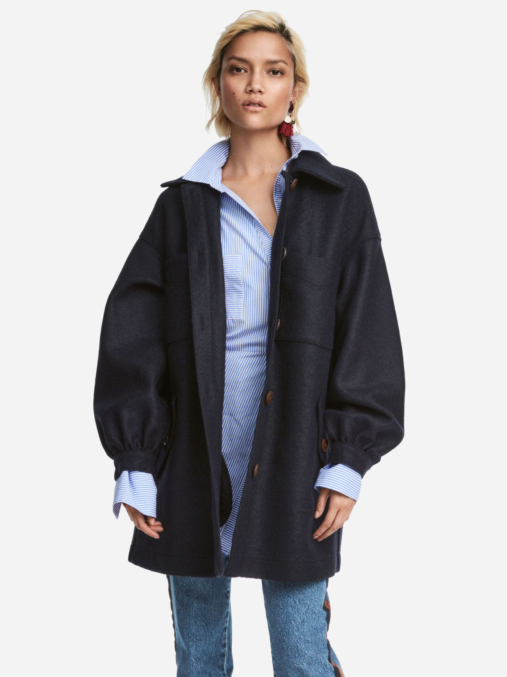 

Пальто H&M XAZ181079VJOF  Темно-синее, Пальто H&M XAZ181079VJOF 36 Темно-синее