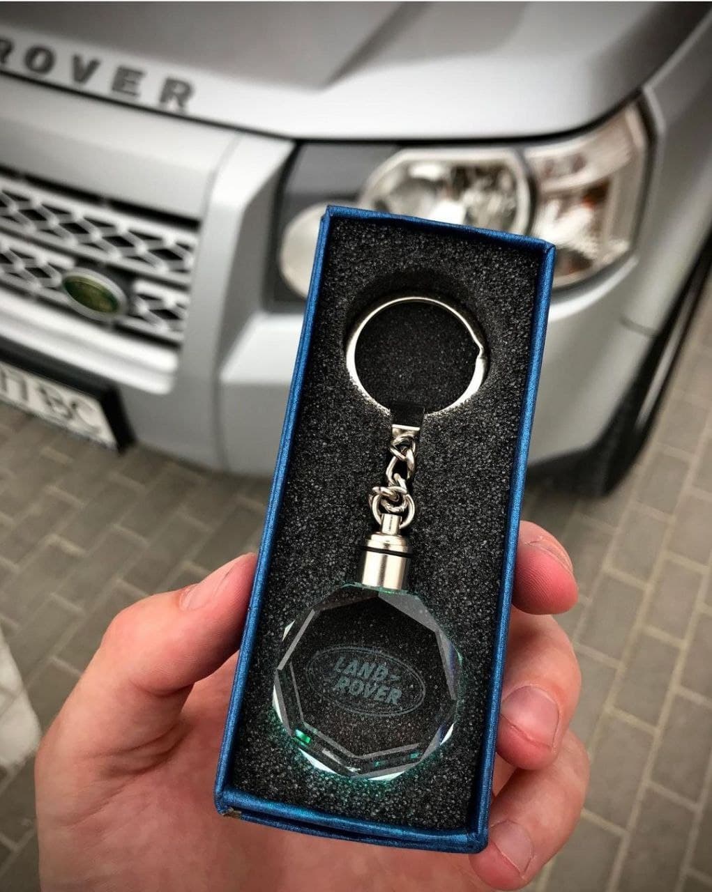 

Led брелок кристал з підсвічуванням LAND ROVER (8079)