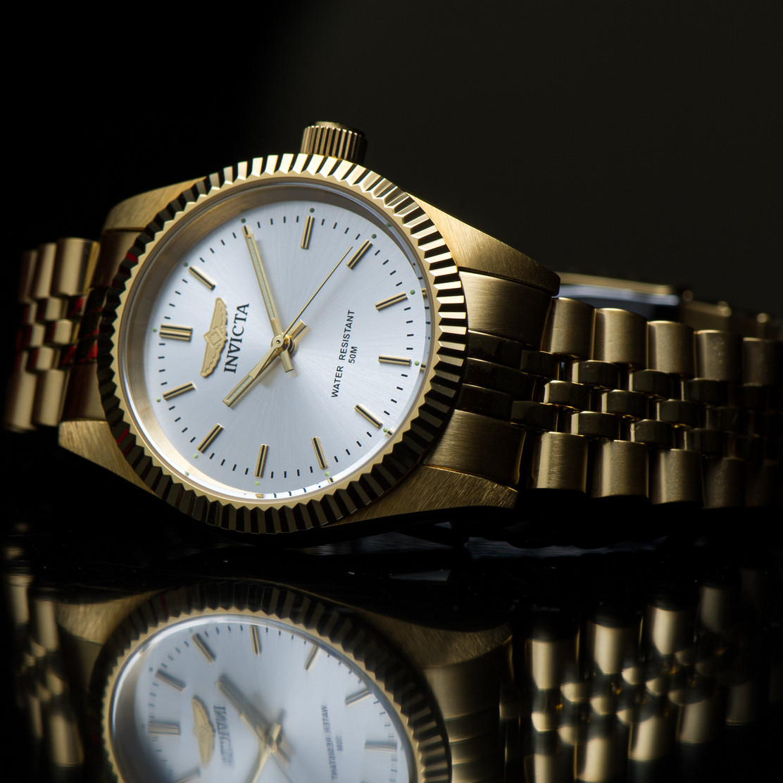 

Американские женские часы Invicta 29407 золотого цвето