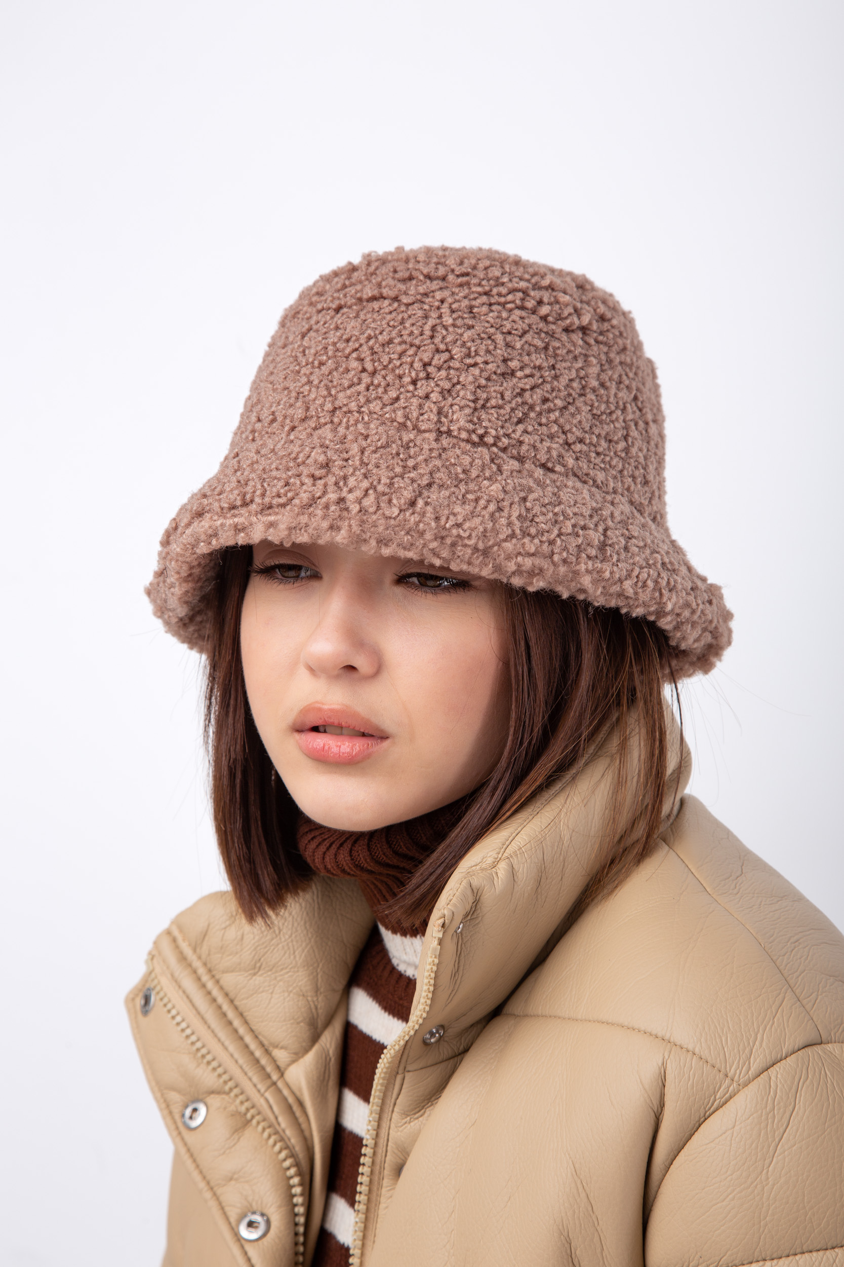 

Панама FAMO PN-35 56-57 Кофейный 56-57 (PN-35)