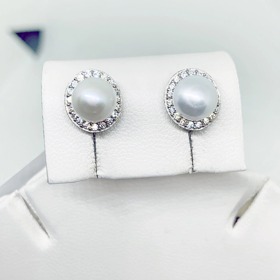 

Сережки-пусеты серебряные с жемчугом 2,7 г