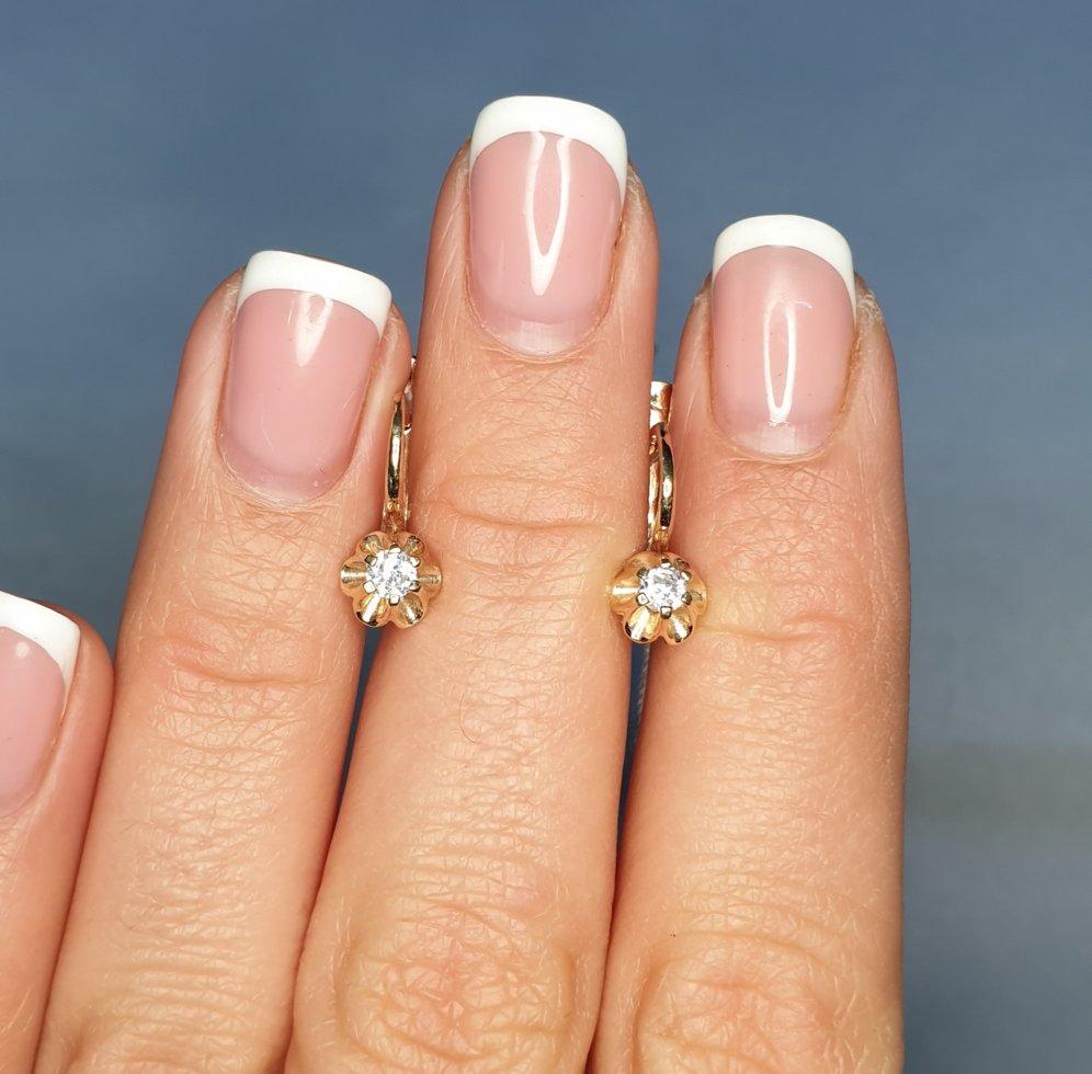 

Сережки позолоченные с кубическим цирконием 2,51 г