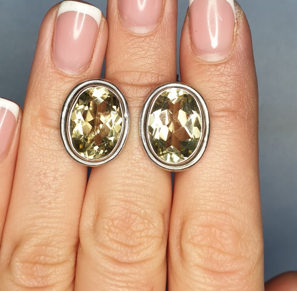 

Сережки серебряные с цитрином 9,5 г