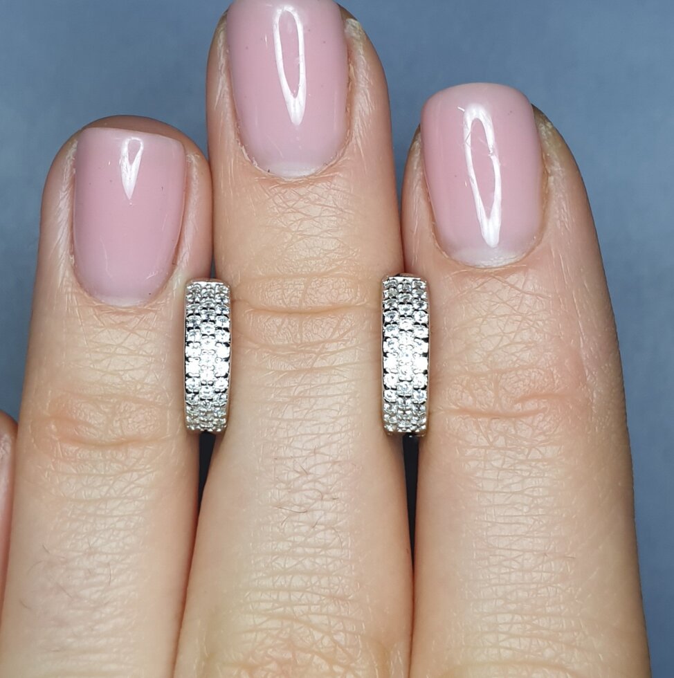 

Сережки серебряные с кубическим цирконием 2,4 г