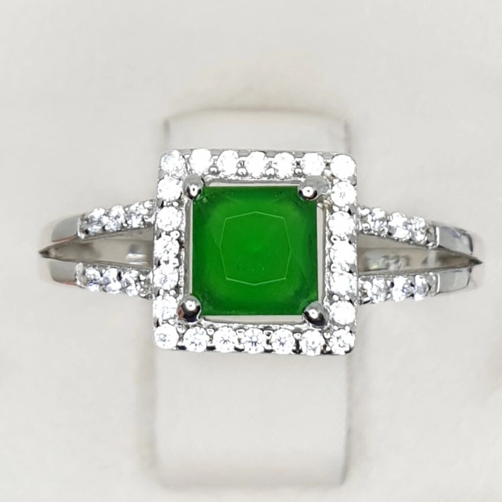 

Кольцо серебряное с изумрудом 18 2,31 г