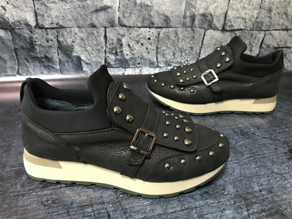 

Слипоны Bistfor 84002/709/983 39 (25.5 см) Черные