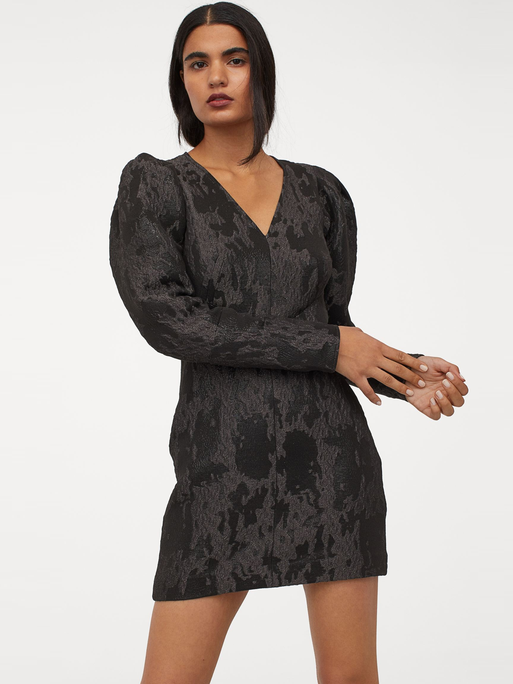 

Платье H&M 9285162bar  Черное, Платье H&M 9285162bar 38 Черное