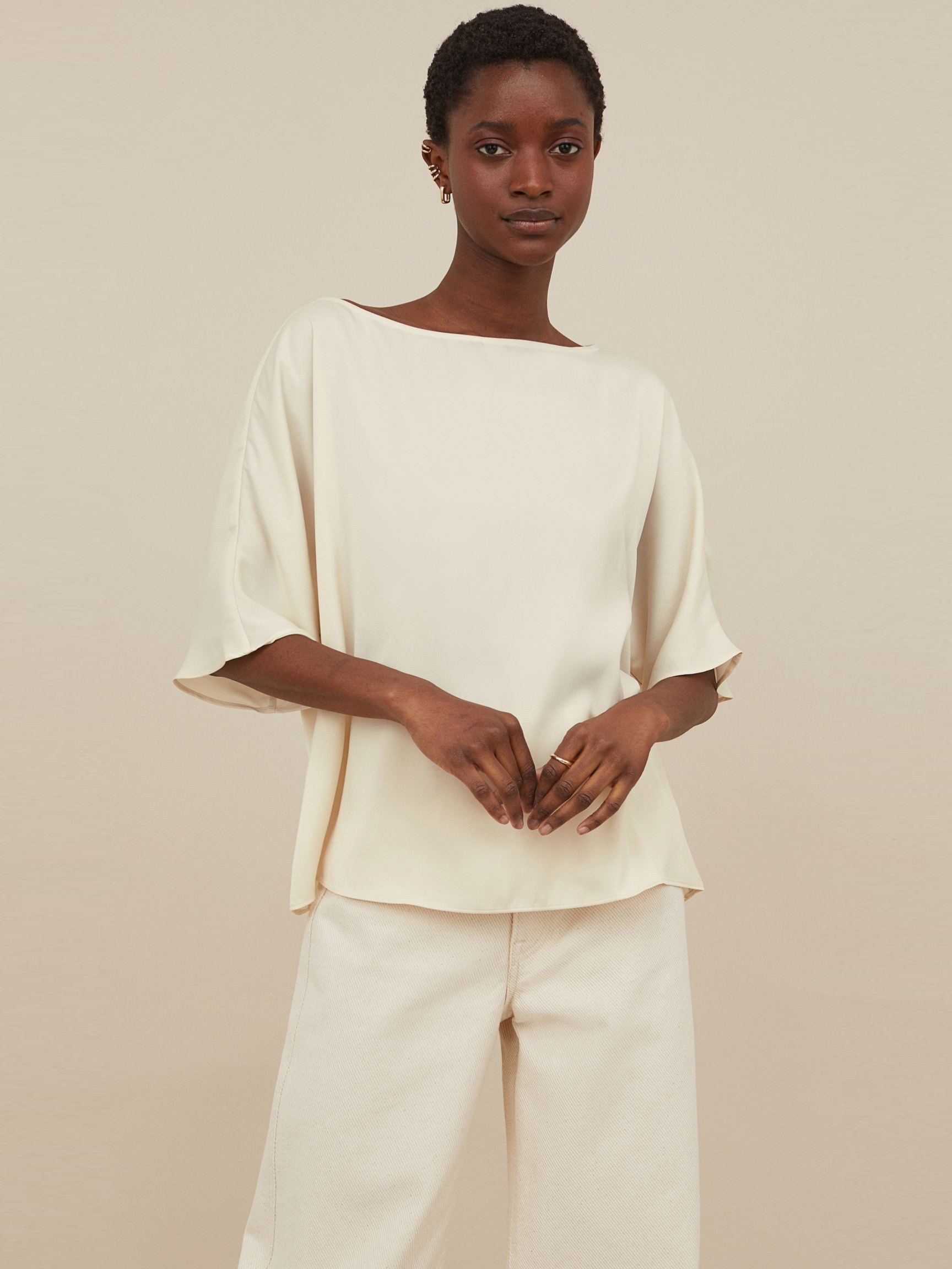 

Блузка H&M 9711703abr  Айвори, Блузка H&M 9711703abr L Айвори