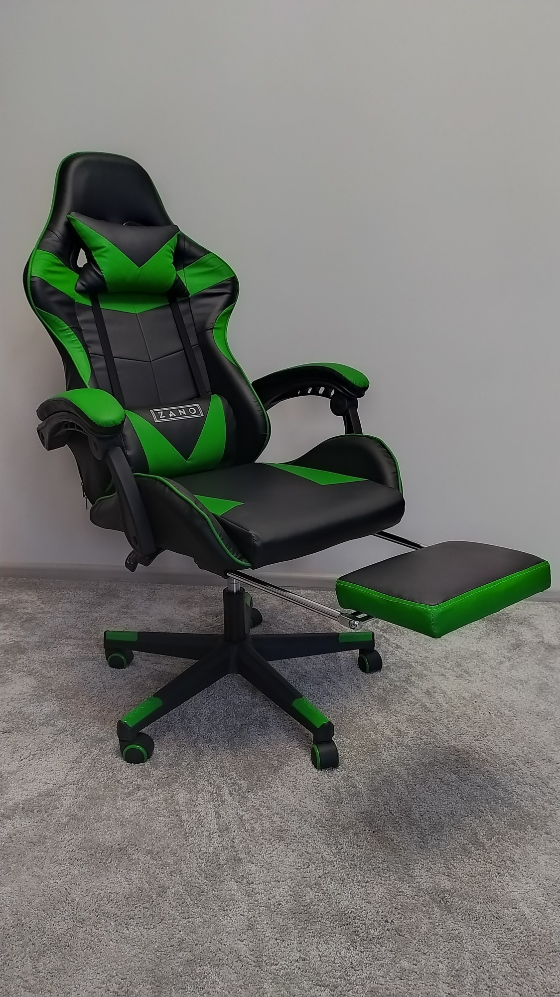 

Компьютерное геймерское кресло ZANO VINTO GREEN + Коврик под мышку