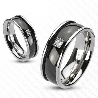 

Кольцо из титана Spikes R-TI-3638 с черной каемкой и фианитом по центру (Размер 12 (наш 21,5), ширина 8 мм)