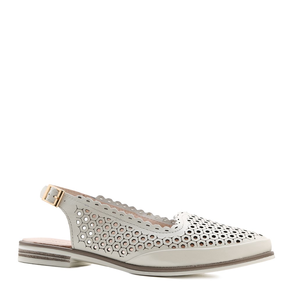 

Босоножки на низком ходу Prego 21524 цвет кремовый размер 36 (VS Б/20/ZN016Y-1/26)