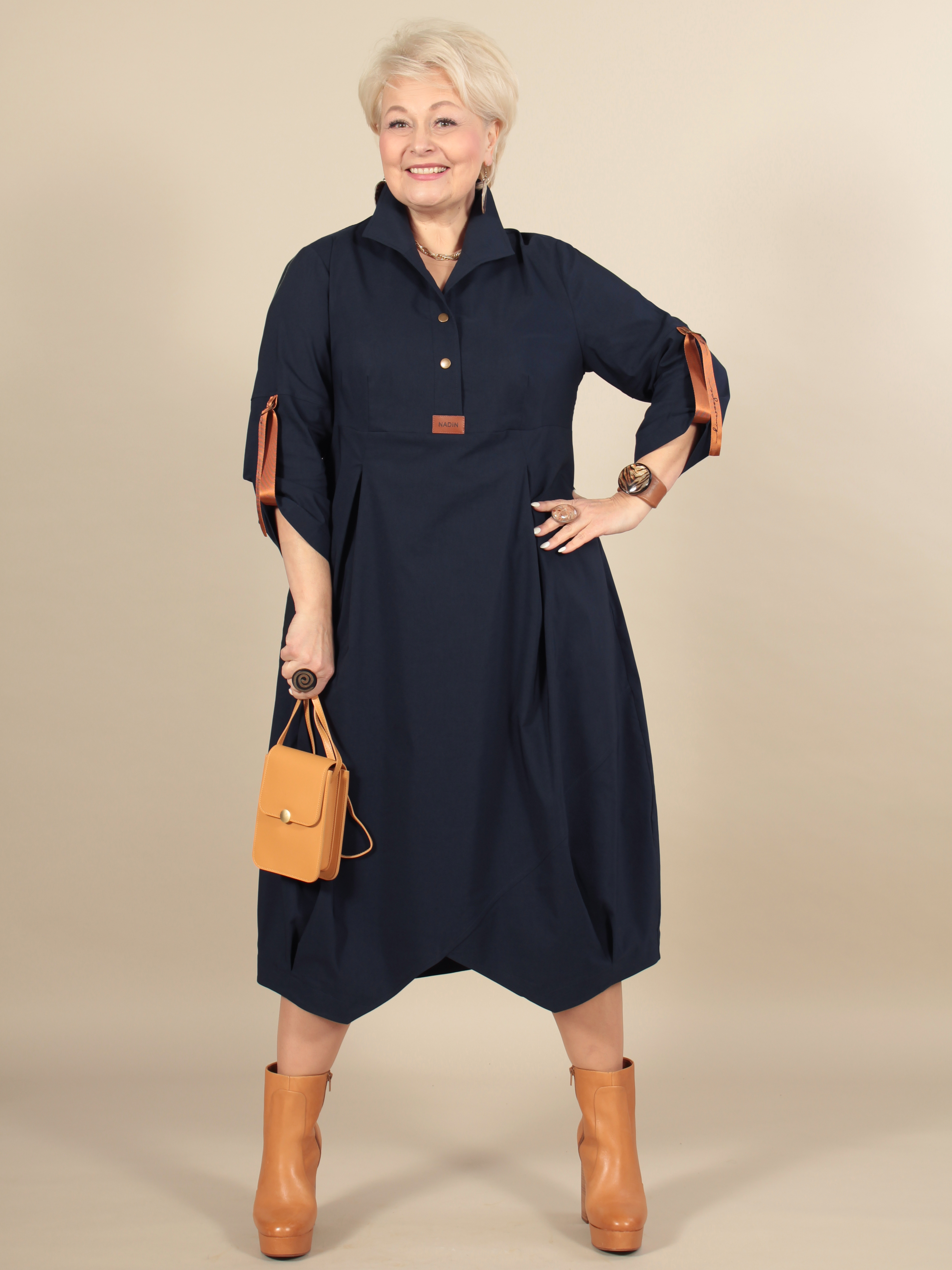 

Женское платье NadiN 11942/2 Синее  р, Женское платье NadiN 11942/2 Синее 52 р