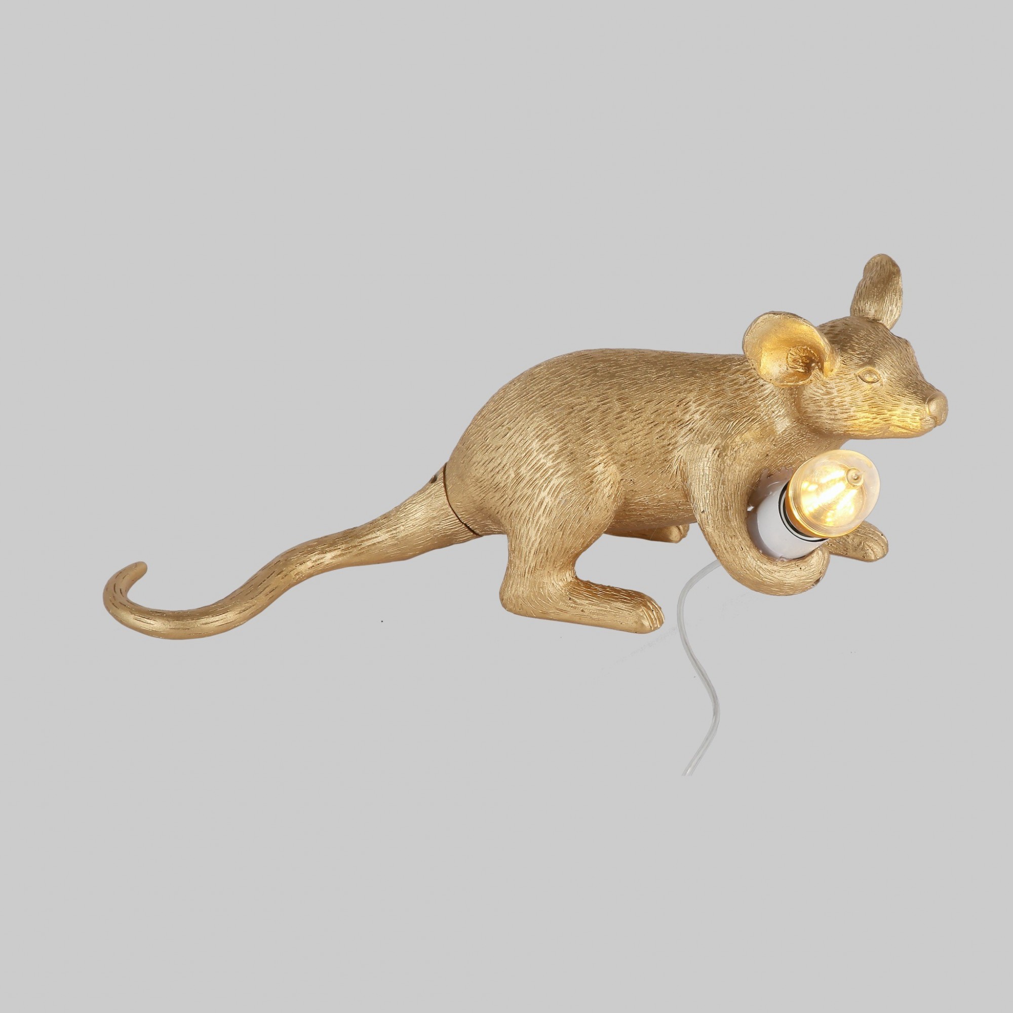 

Лампа настольная LEVISTELLA Mouse золотая в виде мышки