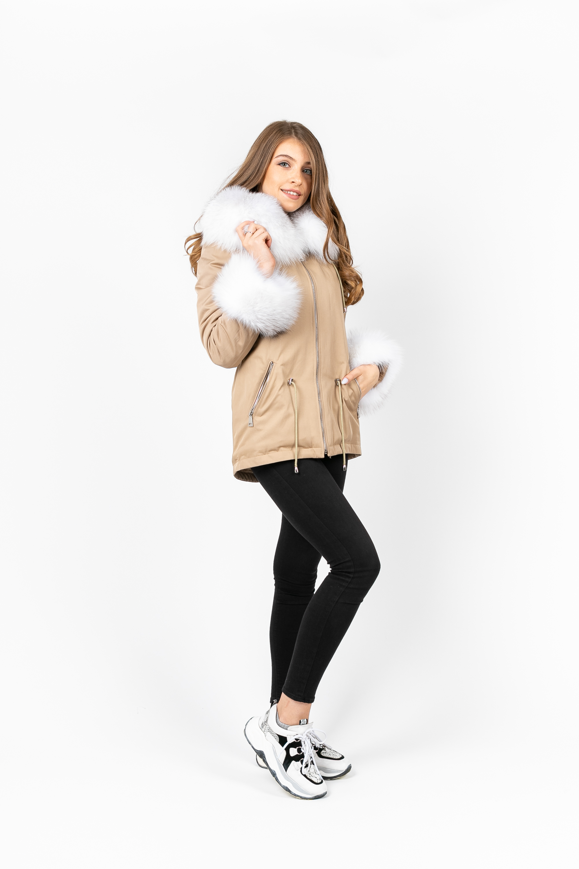 

Укороченная парка PARKA+ 02161 с мехом северной лисы Бежевий, Укороченная парка PARKA+ 02161 с мехом северной лисы Бежевий 44