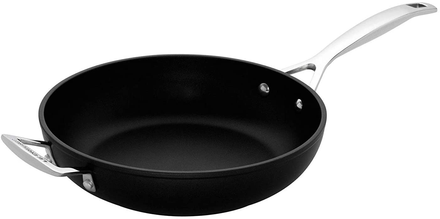 

Сковорода Le Creuset алюминиевая с антипригарным покрытием высокая с толстым дном и доп. ручкой 2.72 л 26 см Черная