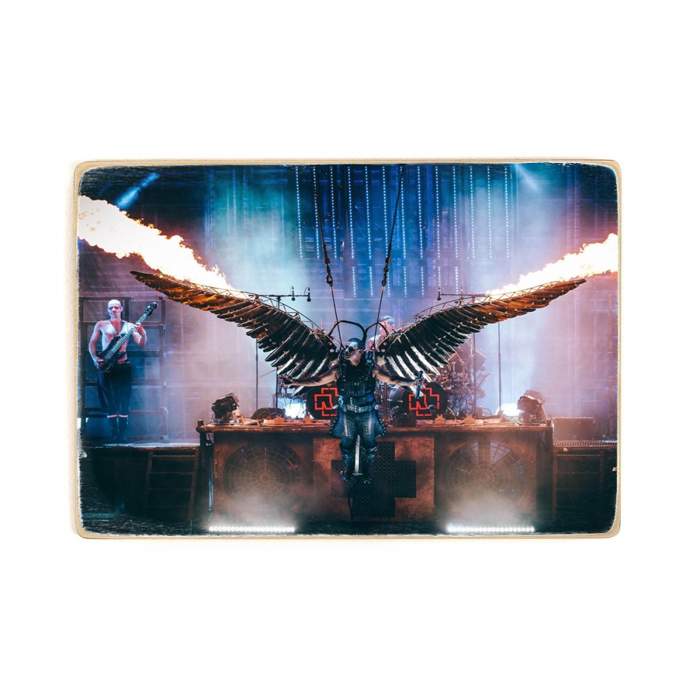

Деревянный постер Музыка Rammstein, рамштайн, Тилль Линдеманн с крыльями А2