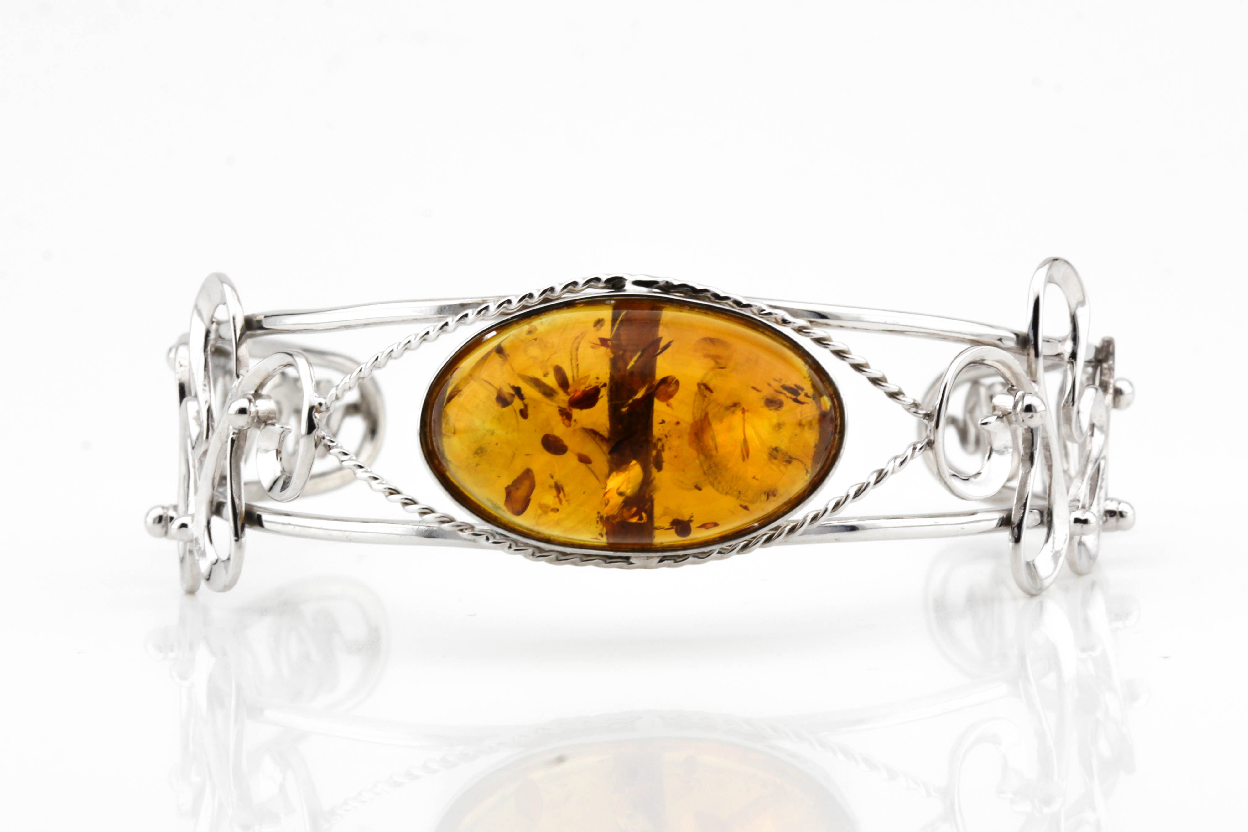 

Серебряный браслет с янтарем 15140 Диамант