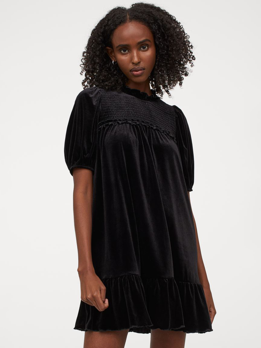 

Платье H&M 060928352_velour  Черное, Платье H&M 060928352_velour XL Черное