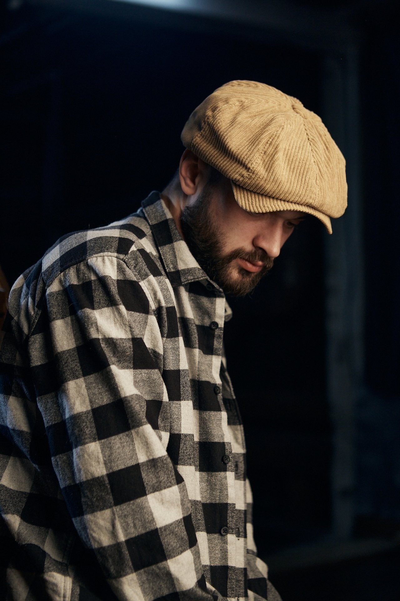 

Кепка Восьмиклинка "Свет", хулиганка, Острые козырьки вельвет р. 56