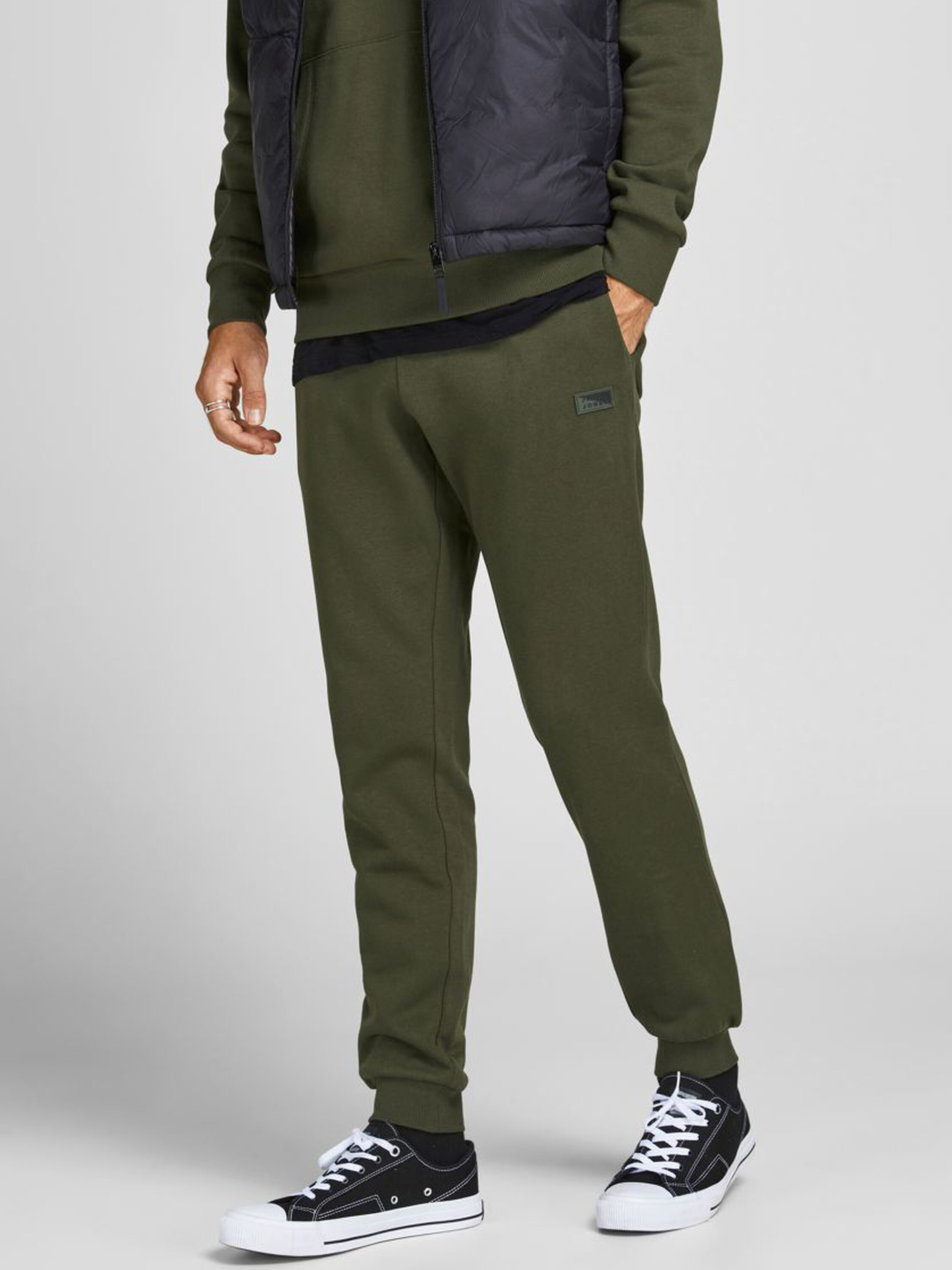 

Спортивные штаны Jack & Jones 12201238  Forest night, Спортивные штаны Jack & Jones 12201238 M Forest night