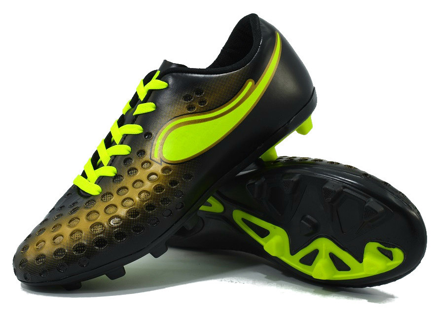 

Детские футбольные бутсы 38 черные Walked Sport 581-11