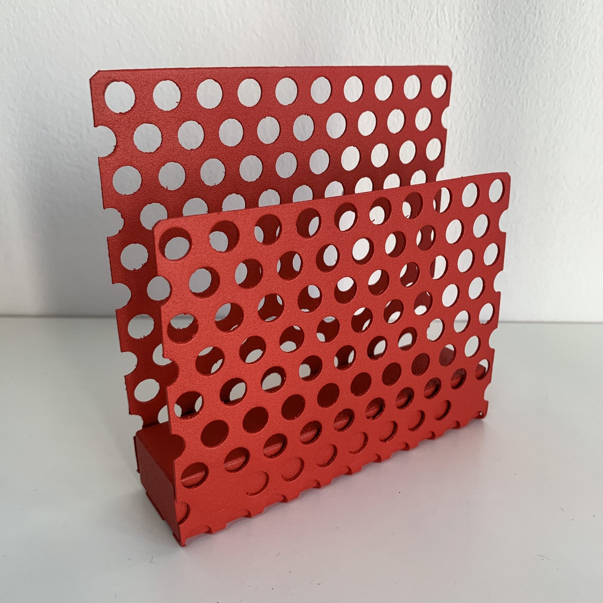 

Салфетница Sitwell Red перфорированный металл лофт